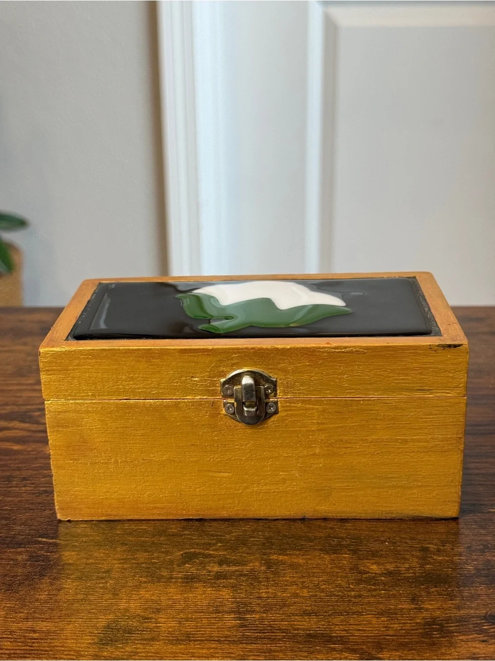Vintage Old House Glassworks wood keepsake box